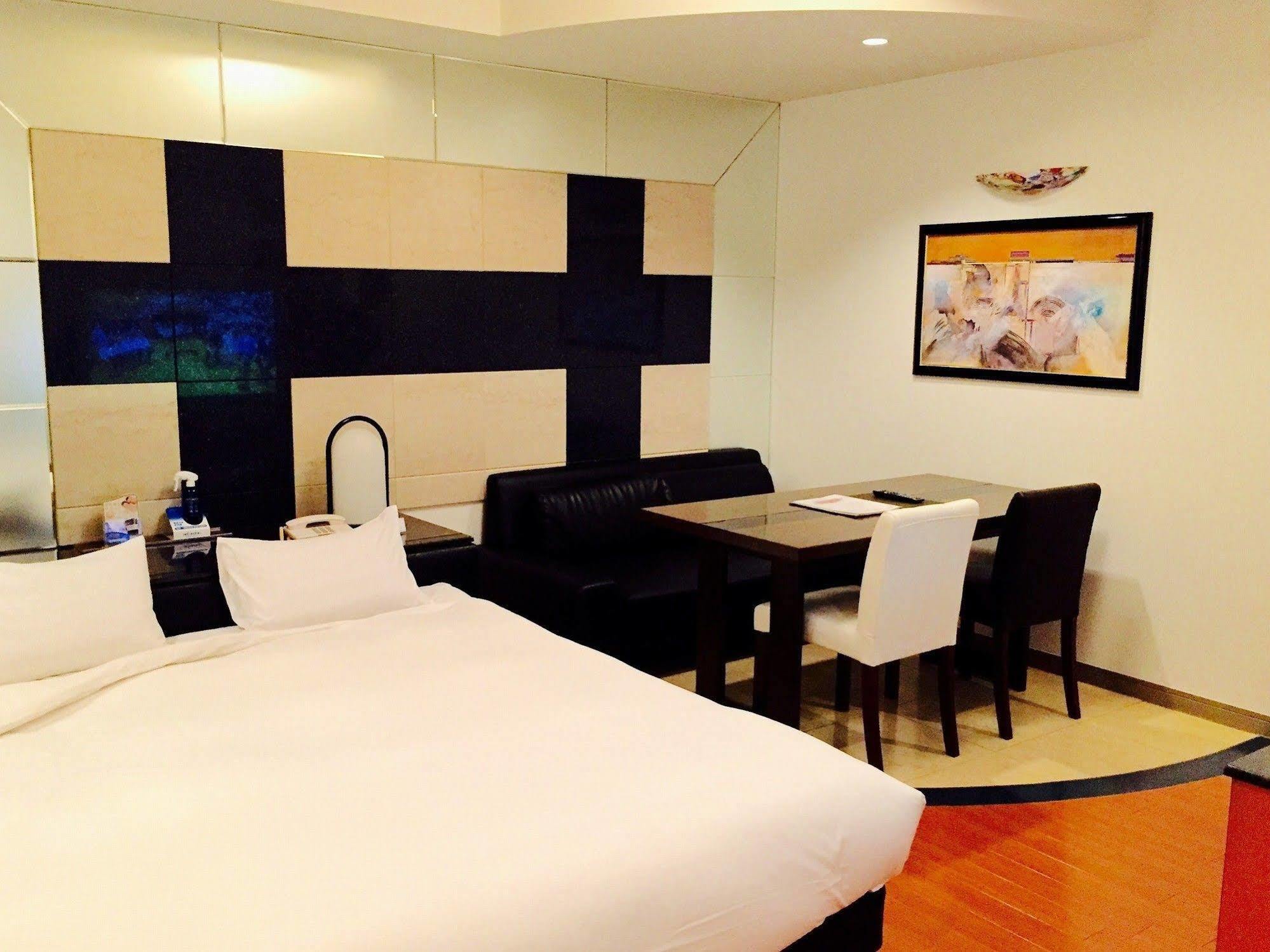 Niceinn Hotel Maihama Tokyo Bay Premiere Urayasu Eksteriør billede